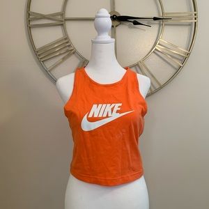 Nike Crop Top